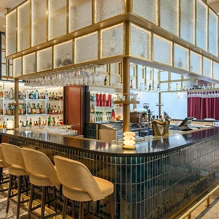Pullman Budapest-3